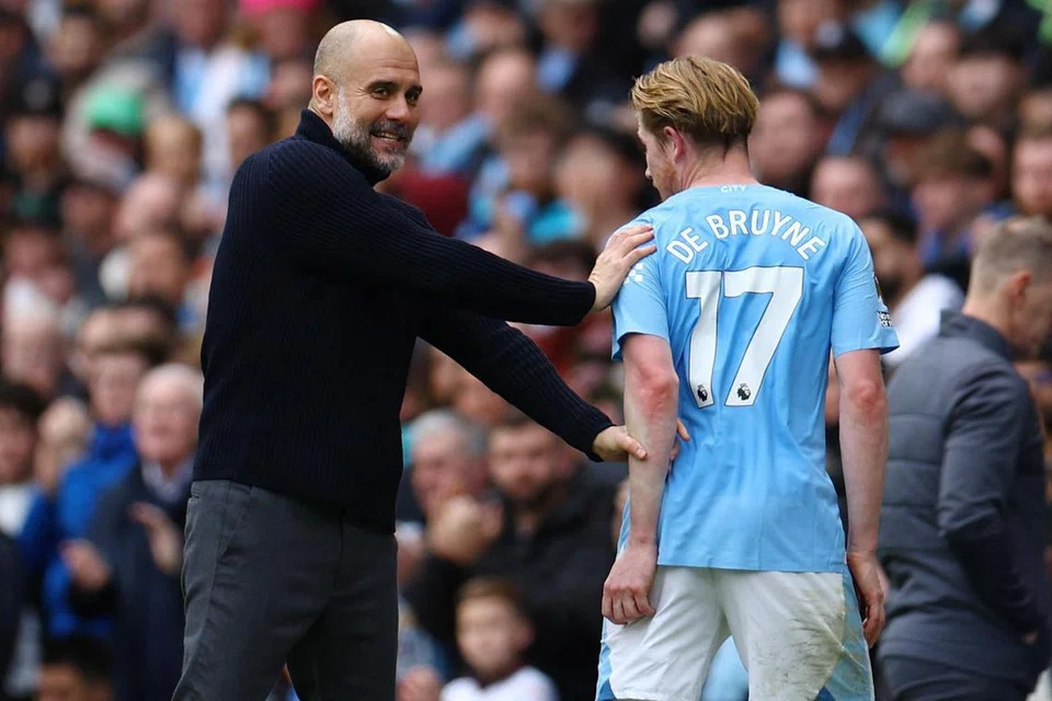 Manchester City kendalian Pep Guardiola akan kekal sebagai juara liga jika mereka menang baki enam perlawanan, sekalipun Arsenal dan Liverpool juga menang kesemua enam perlawanan terakhir mereka.
