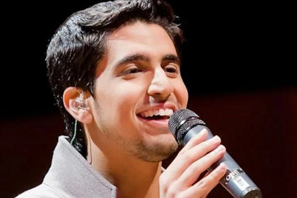 SEMAKIN POPULAR: Penyanyi Kuwait, Humood Alkhudher, mendapat lebih sejuta pengikut Instagram gara-gara populariti lagu 'Kun Anta'. - Foto AWAKENING RECORDS