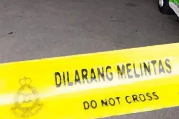 Kanak-kanak perempuan nyaris diculik ketika tunggu van sekolah di Bukit Beruntung, Hulu Selangor, Selangor. 