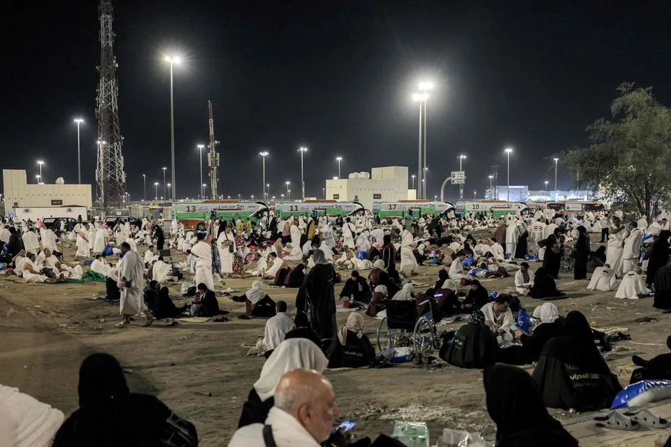 Pihak berkuasa Arab Saudi memberi tempoh 30 hari bagi pelawat yang melebihi tempoh visa mereka, meninggalkan negara itu untuk mengelak daripada dikenakan hukuman. 