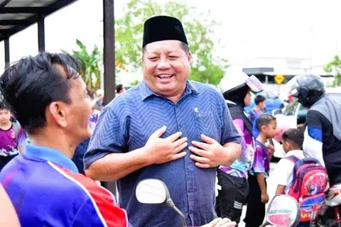 Calon Perikatan Nasional (PN) bagi kerusi Dewan Undangan Negeri (DUN) Kahang, Encik Mazlan Bujang, bertekad memperjuangkan penyelesaian konflik gajah liar yang semakin kerap merosakkan tanaman penduduk jika diberi mandat pada Pilihan Raya Negeri (PRN) Johor.