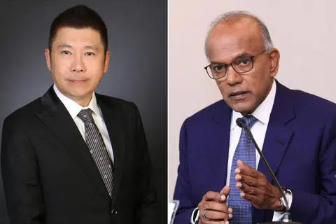 Menteri Ehwal Dalam Negeri merangkap Undang-Undang, Encik K. Shanmugam (kanan), terkejut membaca komen Naib Presiden Persatuan Undang-undang Singapura, Encik Chia Boon Teck, yang disifatkan boleh menjejas tanggapan terhadap mangsa serangan seksual dan menghalang mereka daripada tampil membuat laporan.