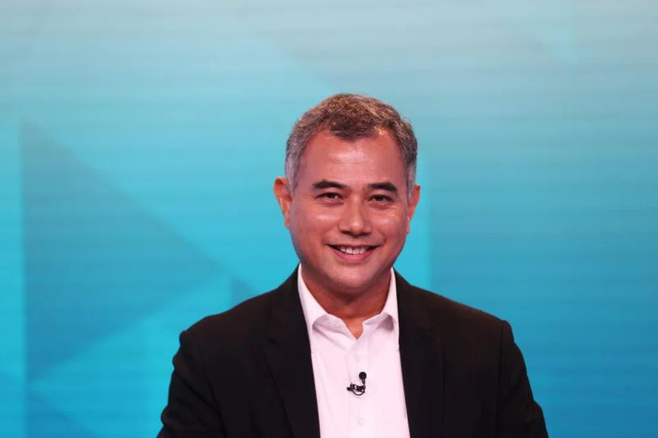 Zamil penyelidik kanan di Institut Pengajian Dasar (IPS), Dr Faizal Yahya, berkata selain faktor domestik, faktor luaran boleh menjejas sentimen pengundi semasa Pilihan Raya Umum 2025 (GE2025), termasuk tarif yang dikenakan Presiden Amerika Syarikat, Encik Donald Trump.