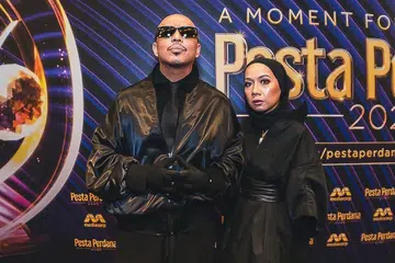 Yanto Sani, Gina Khazali