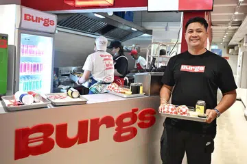 burgs, wajah baru, bussorah street, kampong gelam, muhammad shah indra jasni