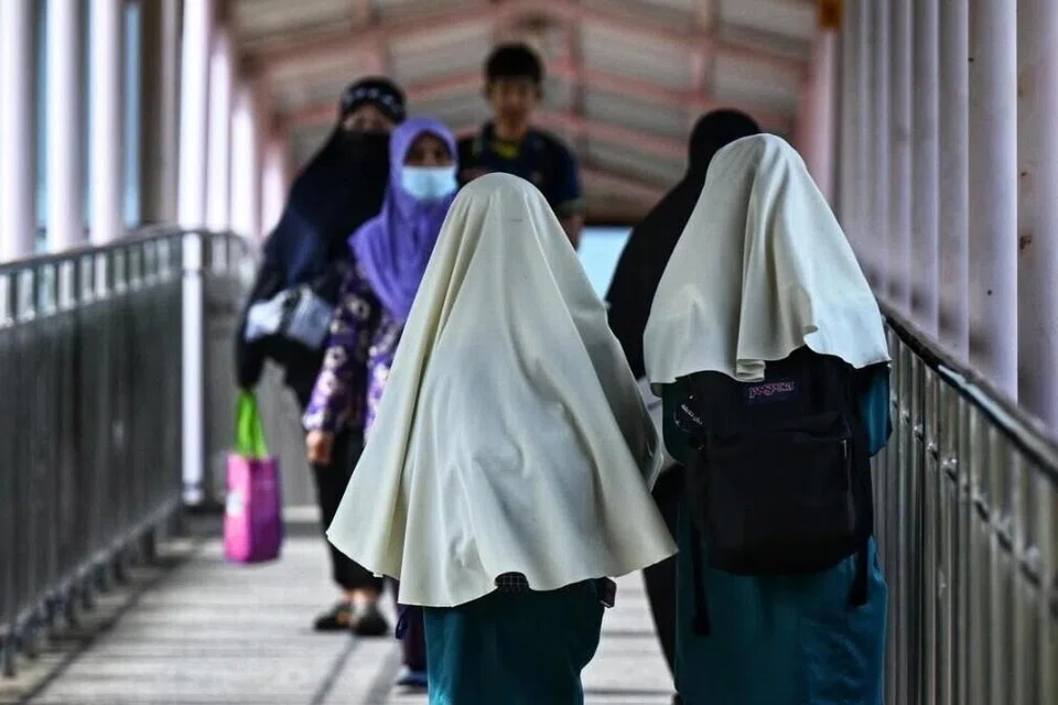 kemajuan, masyarakat Melayu Singapura, mobiliti sosial, halangan struktur