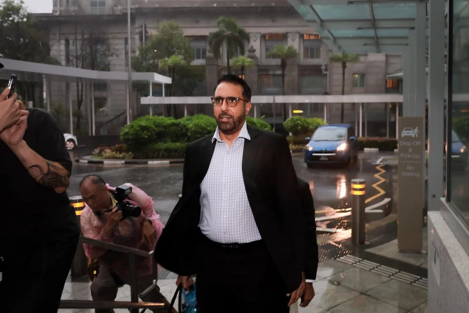 Setiausaha Agung Parti Pekerja (WP), Encik Pritam Singh, tiba di Mahkamah Negara sekitar 9 pagi pada 14 Oktober.