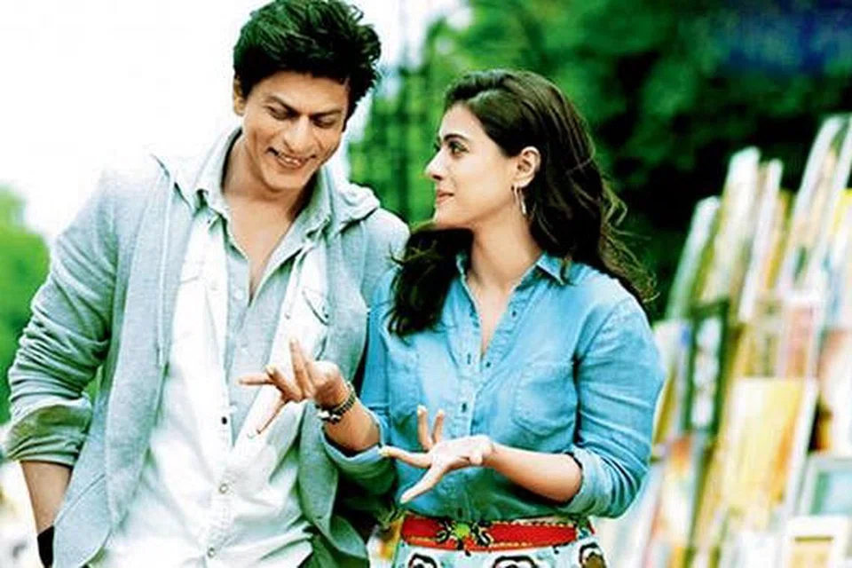 KESERASIAN MENJADI: Gandingan bintang Bollywood Shah Rukh Khan dan Kajol begitu menyerlah dan merupakan antara tarikan filem 'Diwale'. - Foto: ROHIT SHETTY FILMS