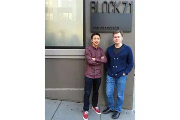 FIRMA STARTUP: Pengasas bersama Sybo Tech Singapore, Encik Hansen Goh (kiri) and Encik Maksim Kolin, di Block 71 San Francisco. Firma itu telah menghasilkan robot haiwan peliharaan yang diberi nama Pebby. - Foto fail