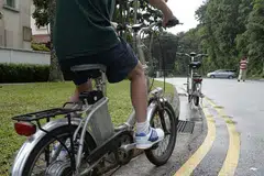 Hakim Daerah Lee Poh Choo berkata basikal bermotor menimbulkan bahaya lebih besar daripada kereta kerana pemiliknya bebas menunggangnya di mana sahaja, dan mereka harus sedar mereka bulan 'raja laluan' 