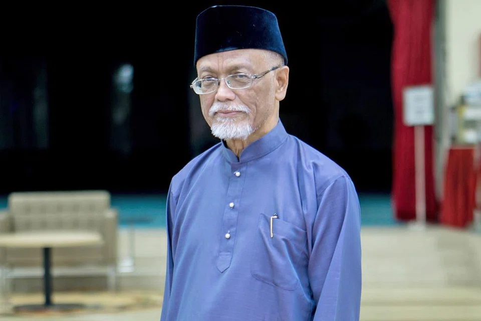 PENTINGNYA KURSUS PERKAHWINAN: Ustaz Pasuni menegaskan tentang kepentingan menghadiri kursus perkahwinan yang mampu menyedarkan pasangan tentang tanggungjawab semasa melayari alam perkahwinan. - Foto BH oleh NUR DIYANA TAHA
