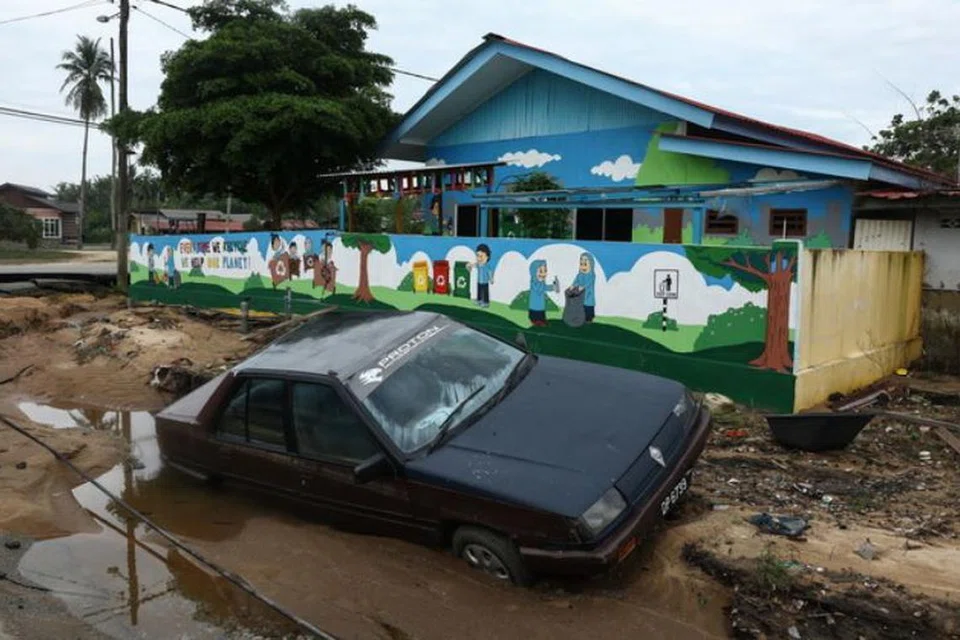 Keadaan pascabanjir di Kampung Baru Nelayan, Tumpat, Kelantan, yang memusnahkan banyak harta benda.