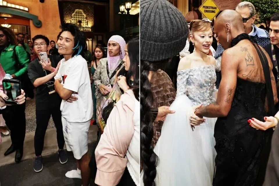 Johnson Wen (kiri) mencetuskan kekecohan semasa tayangan perdana Wicked: For Good pada 13 November dengan meluru ke arah Ariana Grande, bintang filem tersebut.