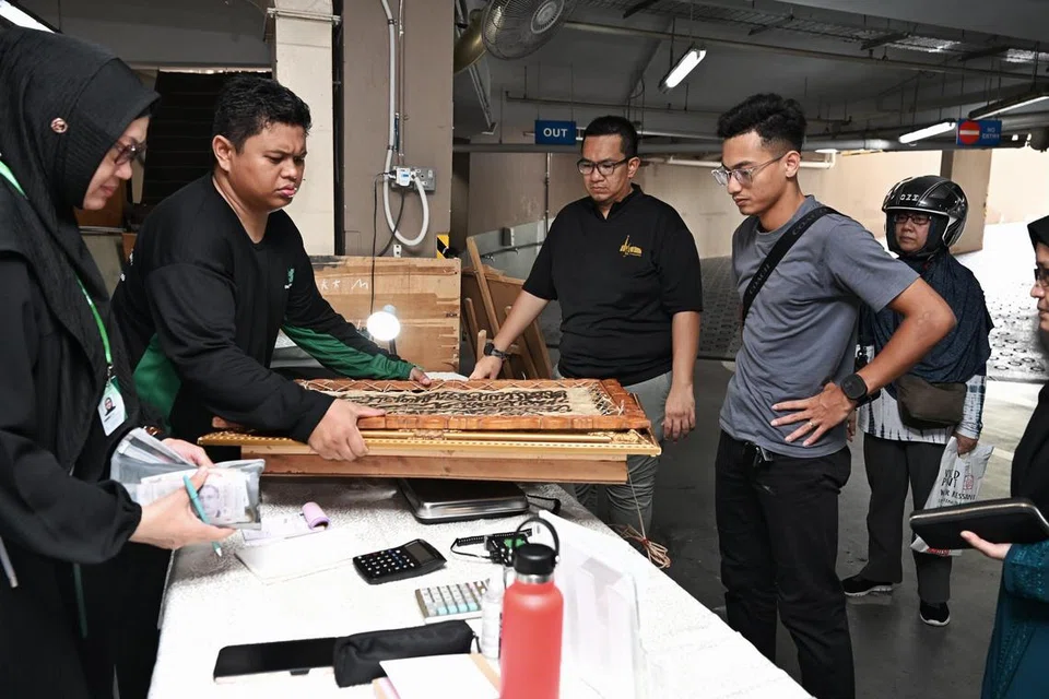 Masjid Al-Mawaddah di Sengkang berjaya mengumpul lima tan barang daripada inisiatif kitar semula yang diadakan pada 1 Februari, termasuk hiasan yang mengandungi ayat Al-Quran.