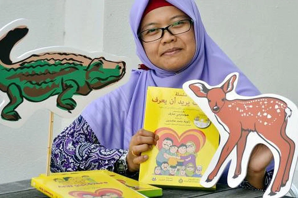 KONGSI PENGALAMAN HADAPI KEHILANGAN ANGGOTA KELUARGA: Kisah yang dimuatkan dalam buku 'P.S Grandpa: I Love You' turut bersandarkan pengalaman harian dua anak Cik Jumaini yang berusia sembilan dan enam tahun.