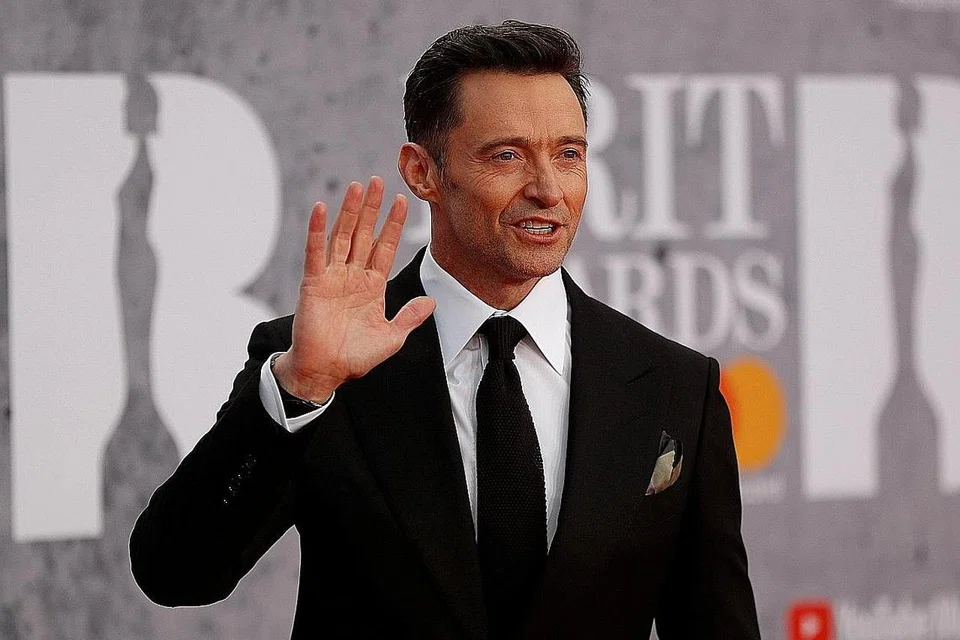 DEMI PEMINAT: Hugh Jackman mengumumkan kepada peminatnya di Instagram bahawa kafenya yang diberi nama Laughing Man itu perlu ditutup bagi keselamatan pekerja kafe dan masyarakat.
