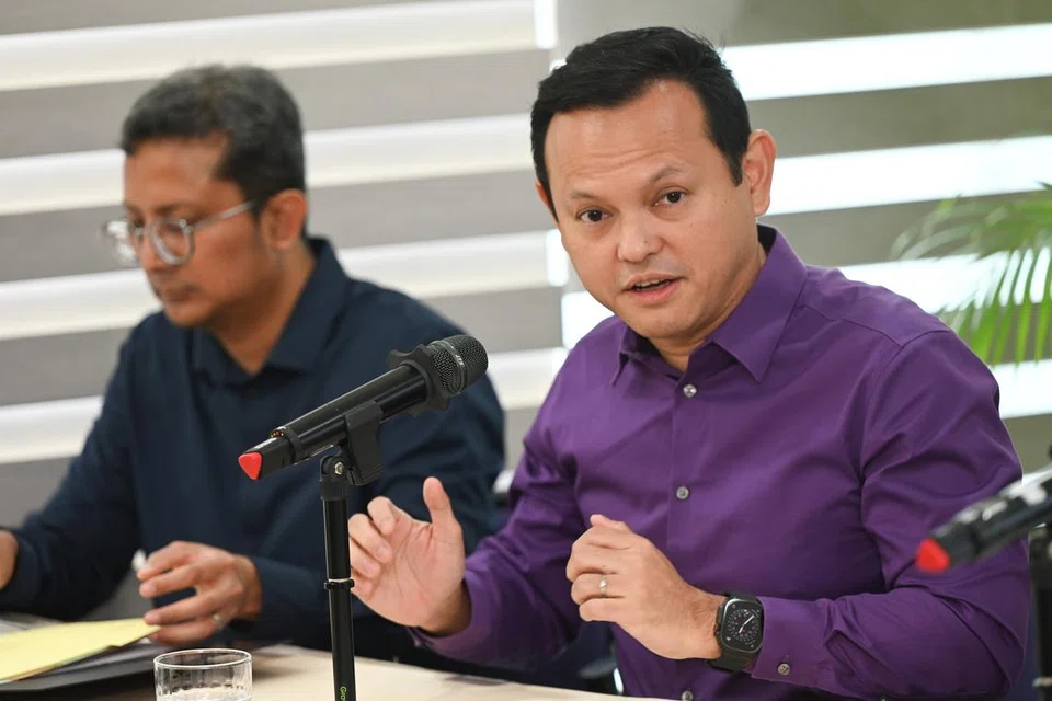 Mendaki, Zaqy, pelan kerja lima tahun