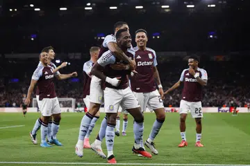 Jhon Duran meraikan kejayaan jaringkan gol kemenangan Aston Villa pada minit ke-79 bersama rakan sepasukan.