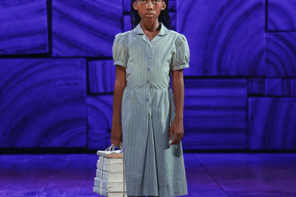 Pelakon cilik, Yolani Balfour, adalah antara tiga pelakon yang diberikan tugas membawa watak utama sebagai Matilda, budak yang memperkasa dirinya yang terabai dengan membaca.