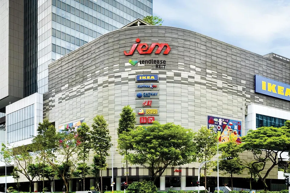 LReit telah memperoleh beberapa hartanah, termasuk Jem (gambar) – pembangunan pelbagai kegunaan di Jurong East pada 2022. 