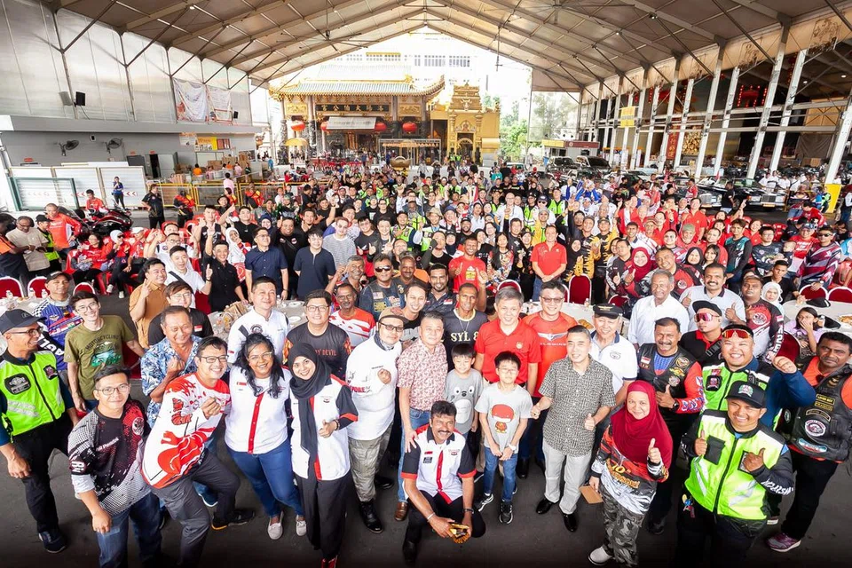 KUMPUL DANA: Seramai 400 penunggang motosikal terlibat dalam pengumpulan dana anjuran Riders Aid Singapore pada 2023. Acara itu turut dihadiri Menteri Pendidikan, Encik Chan Chun Sing. 