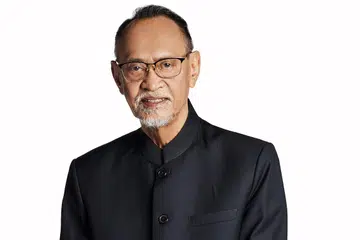 HIDUP SEBAGAI ANTAGONIS: Zulkarnain Mohamed tidak pernah mengeluh malah selesa dengan watak jahat yang sering diberi kepadanya.