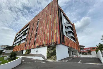 POLIKLINIK BARU: Penduduk Eunos dan bahagian timur Singapura kini boleh mengunjungi Poliklinik Eunos di 1 Chin Cheng Avenue bagi keperluan perubatan mereka. - Foto SINGHEALTH POLYCLINICS