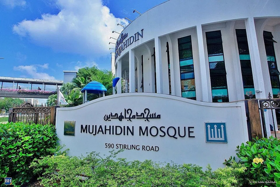 MASJID MUJAHIDIN: Masjid yang ditubuhkan pada 1977 ini masih tersergam indah. Ia bagaimanapun tetap memerlukan dana untuk projek peningkatan. - Foto MASJID MUJAHIDIN