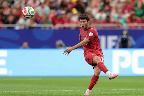 Pemain tengah Portugal, Joao Neves, menjaringkan satu gol dalam keputusan seri 1-1 ketika menentang DR Congo dalam perlawanan Kumpulan K Piala Dunia 2026 di Stadium Houston pada 17 Jun.