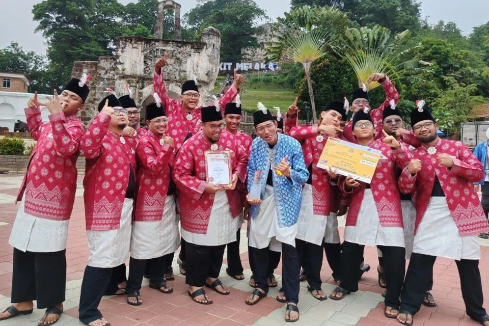 Kumpulan Kompang Nur Ikhwan, pertandingan kompang, juara