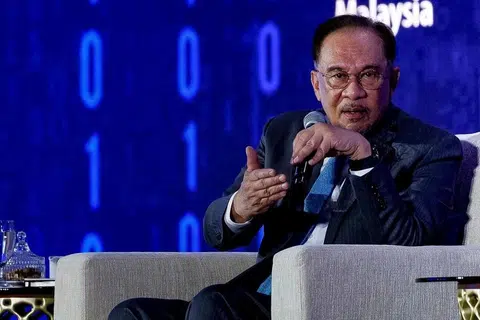 PM Anwar, politik M’sia, mahkamah