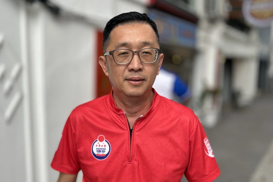 Naib Presiden Persatuan Kebudayaan Jalan Tan Hiok Nee, Encik Alex Loo berkata rancangan menjadikan sebahagian Jalan Tan Hiok Nee sebagai kawasan mesra pejalan kaki boleh menarik pelancong, tetapi akses pekerja, peniaga dan penduduk setempat perlu diberi perhatian.