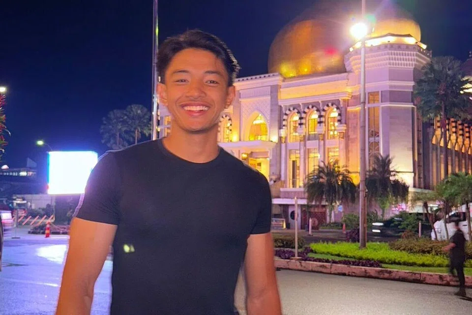 Pelajar Kelas Bimbingan Menengah di Andalus, Danish Anaqi Mohamed Hasrul Nizam, berpendapat contoh yang diberi di dalam buku agamanya, yang dihasilkan oleh Darul Andalus, amat berkaitan dengan kehidupan harian, membuatnya lebih memahami dan senang mengingati isi pelajaran.