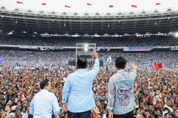 Seramai 600,000 penyokong Encik Prabowo Subianto dan Encik Gibran Rakabuming Raka dikatakan berkumpul di Stadium Gelora Bung Karno di Jakarta Pusat.sejak awal pagi 10 Februari. 