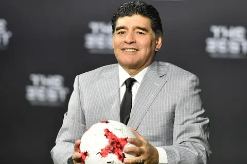 IMPIAN SEPANJANG HAYAT: Diego Maradona gembira kerana memang menjadi impiannya mahu bekerja dengan Fifa. - Foto AFP