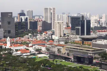 Ramalan 2.6 peratus untuk 2025 oleh ahli ekonomi menunjukkan sedikit peningkatan daripada ramalan awal 2.5 peratus dalam tinjauan September 2024.