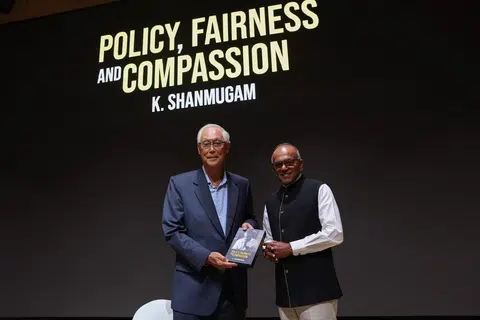 ESM Goh,pemimpin berintegriti, kuat; Shanmugam, buku