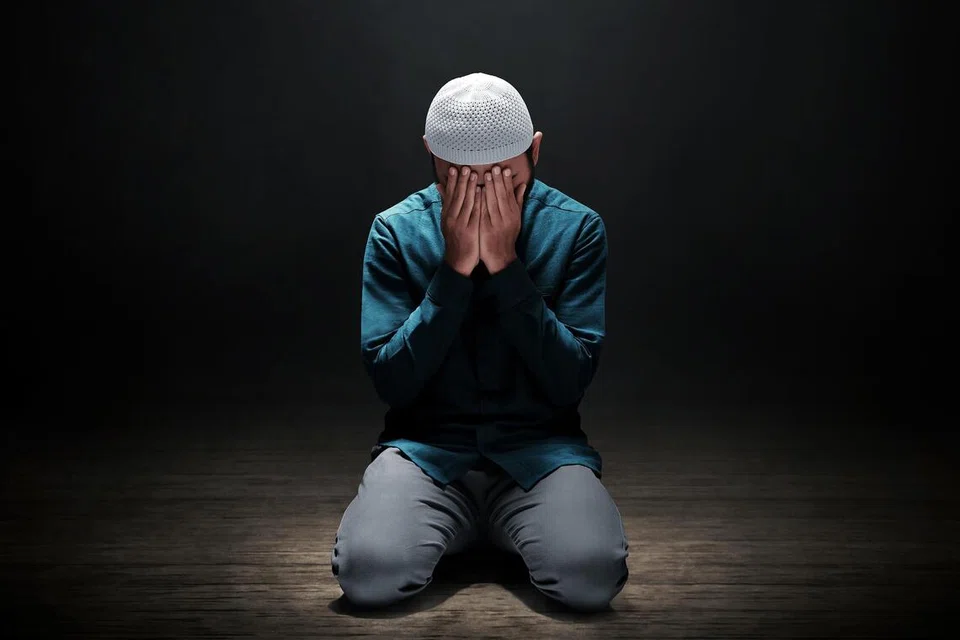 
 Antara syarat utama bagi seorang hamba untuk memperoleh kafarah – penutup kesalahan – bagi dosa-dosa kecil adalah dengan meninggalkan dosa-dosa besar.