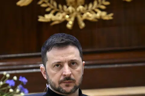 Presiden Ukraine Encik Volodymyr Zelensky berkata beliau dan Presiden Amerika Syarikat Encik Donald Trump telah bersetuju untuk bekerjasama untuk menamatkan perang Russia dengan Ukraine.