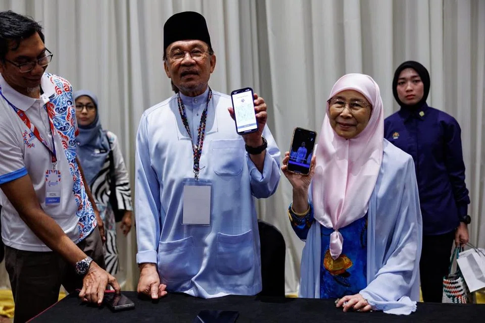 Parti Keadilan Rakyat, PKR, Datuk Seri Anwar Ibrahim, Angkatan Muda Keadilan, Johor Bahru, Dr Wan Azizah Ismail 