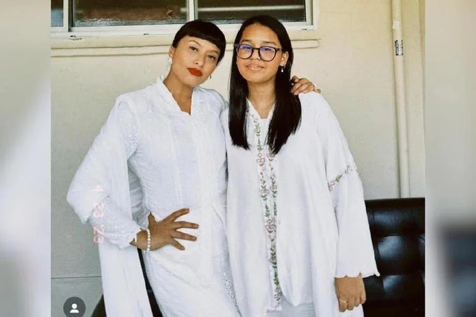 BERSYUKUR ANAK MEMAHAMI: Nabila Huda (kiri) bersusah payah bekerja ketika menjadi ibu tunggal dan akur tempoh sukar itu difahami anaknya, Keisha Laila, yang sering ditinggalkan.