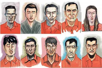 Warga Kemboja, Chen Qingyuan (atas, tiga dari kiri) antara 10 tertuduh dalam kes penipuan dan penggubahan wang haram, dikenakan lagi enam pertuduhan baru di mahkamah pada 20 Februari.