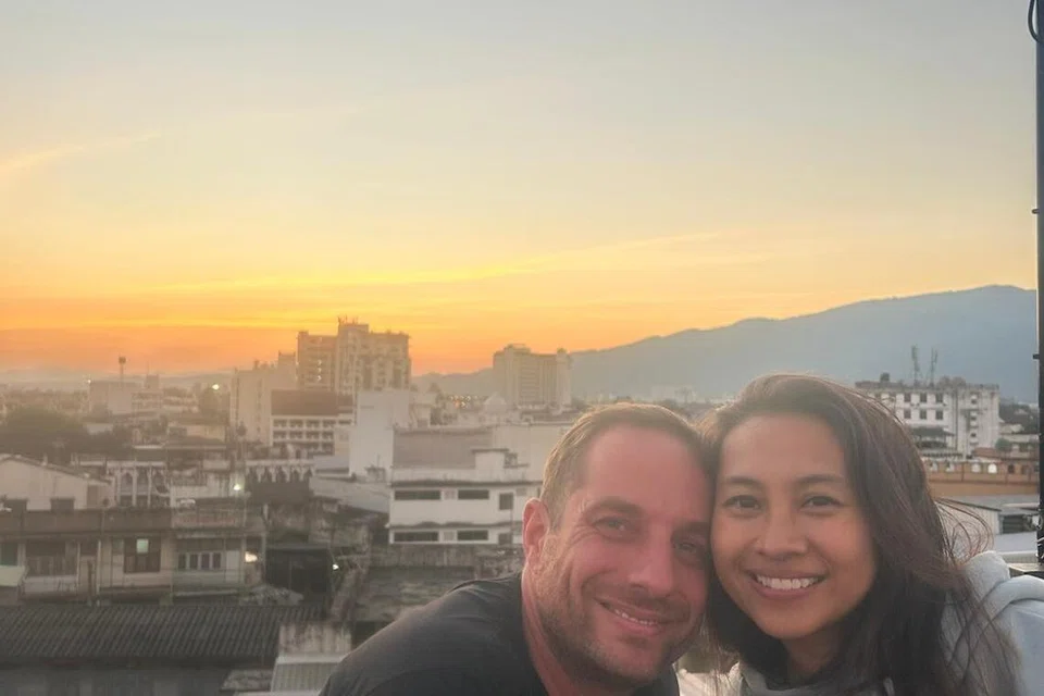 Cik Diana Jumaat dan suaminya, Encik Hendrik Stautmeister, di Chiang Mai, Thailand.