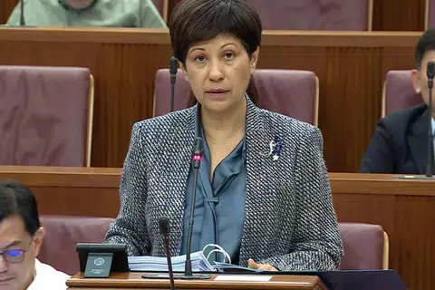 BENTANGKAN KENYATAAN: Cik Indranee Rajah, dalam kenyataan kementeriannya, berkata jawatankuasa silang kementerian itu akan mengkaji semula sistem kewangan Singapura dan mengukuhkan rejim antipengubahan wang haram.