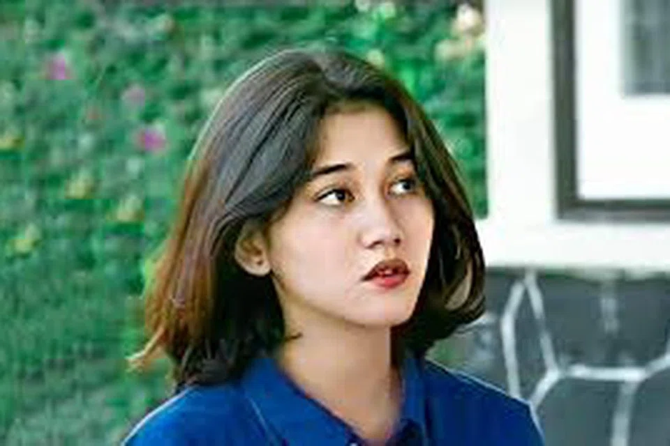 Allahyarhamha Nike Ardilla meninggal dunia pada 19 Mac 1995 setelah hilang kawalan kereta Honda Civic Genio yang dipandunya lantas merempuh tembok di sebuah jalanan di Bandung sekitar 5.15 pagi.