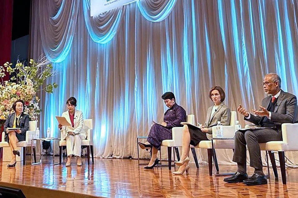 KEDUDUKAN LELAKI DAN WANITA: Encik Masagos sedang berkongsi pendekatan dan visi Singapura di mana lelaki dan wanita bekerjasama dan menyokong satu sama lain untuk mencapai aspirasi mereka di Persidangan Wanita Sedunia. - Foto FACEBOOK MASAGOS ZULKIFLI MASAGOS MOHAMAD