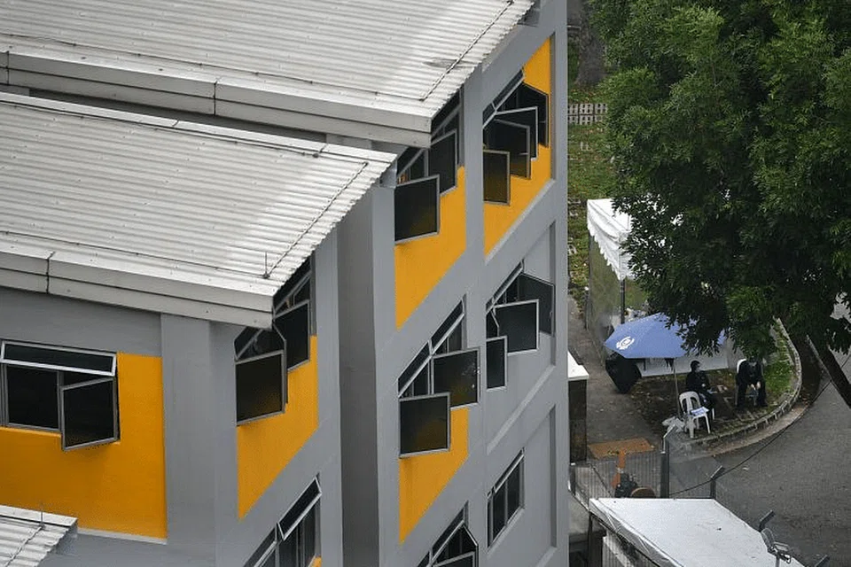 Seramai 750 pekerja asing yang tinggal di asrama antara kes baru Covid-19 dilaporkan pada Khamis. - Foto FAIL ST 