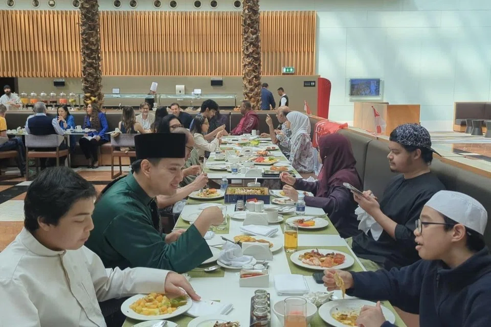 Jaabir Mohd Kamal, pelajar kuwait, hari raya