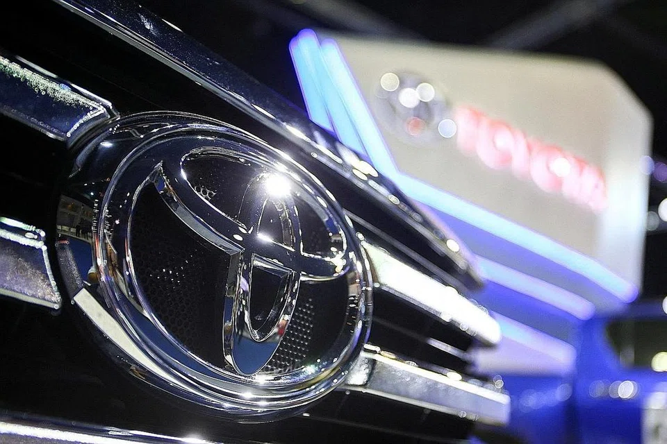 KURANGKAN PELEPASAN KARBON: Toyota merancang untuk mengeluarkan pelbagai jenis EV hibrid dalam perancangannya dalam tempoh empat tahun akan datang. - Foto REUTERS