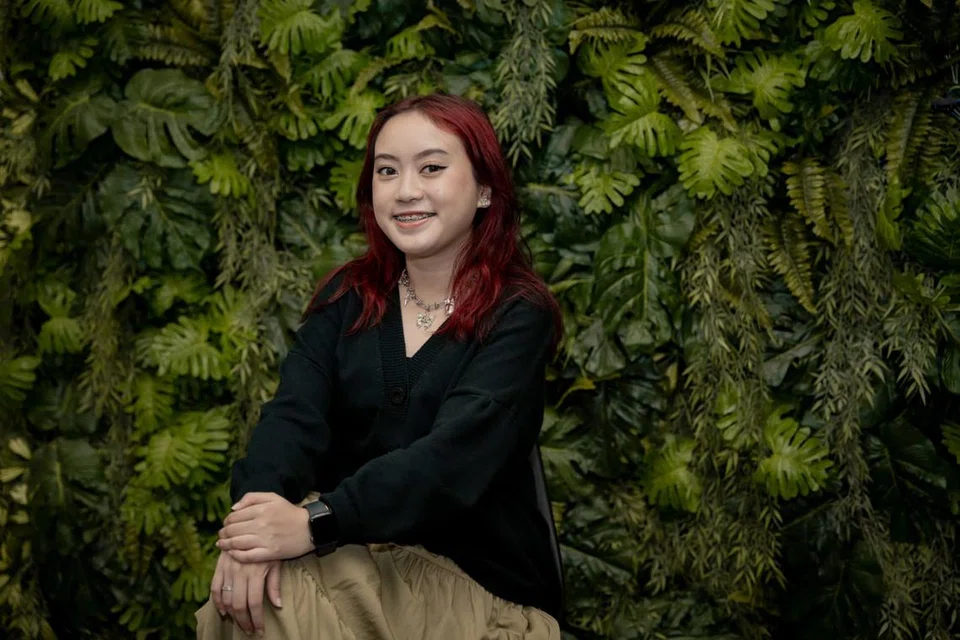 Sarah Syazlina Mohd Darni menganggap bidang muzik sebagai wadah tepat meluah rasa, bereksperimen dan menjunjung tinggi penggunaan bahasa Melayu.